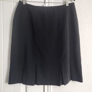 Norton McNaughton Black Plead Skirt Size 14